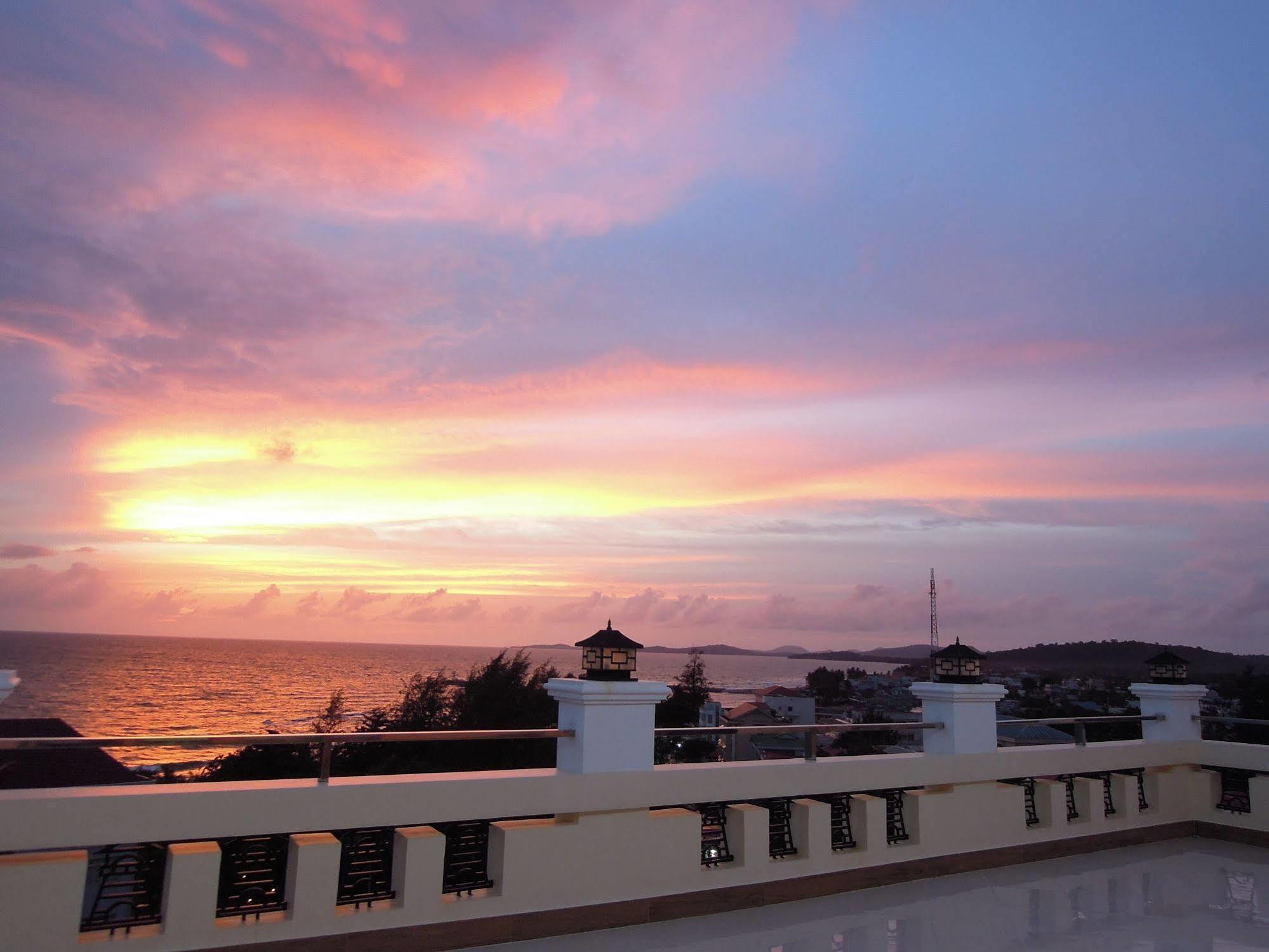 Gia Huy Hotel Phú Quốc Exterior photo